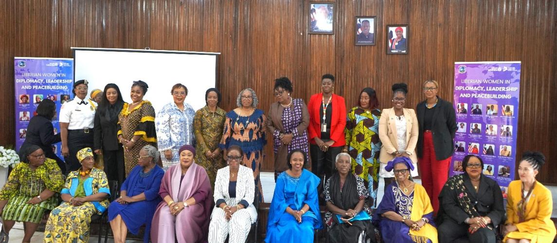 Deputy Minister Cllr. Deweh E. Gray along with some eminent women Deputy Minister Cllr. Deweh E. Gray along with some eminent women