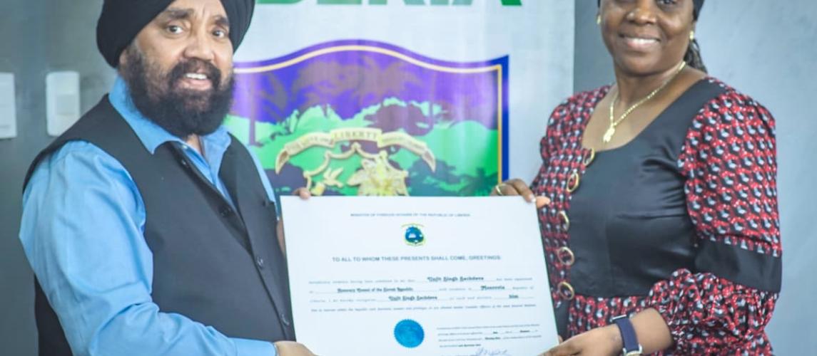  Liberia’s Minister of Foreign Affairs, H.E. Mme. Sara Beysolow Nyanti receives the newly appointed Honorary Consul of the Slovak Republic, Mr. Upjit Singh Sachdeva