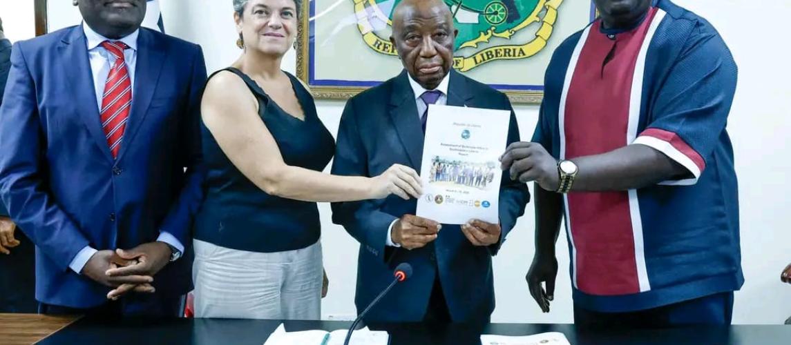 LRRRC Executive Director Presents Report to President Boakai on Burkinabè in Liberia.