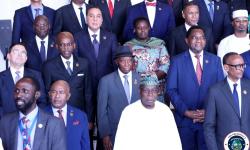 President Boakai posed in a photograph with African Leaders