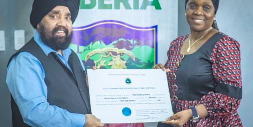  Liberia’s Minister of Foreign Affairs, H.E. Mme. Sara Beysolow Nyanti receives the newly appointed Honorary Consul of the Slovak Republic, Mr. Upjit Singh Sachdeva